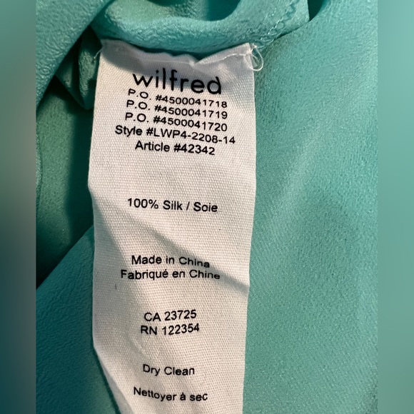 Aritzia - Picture 4 of 4